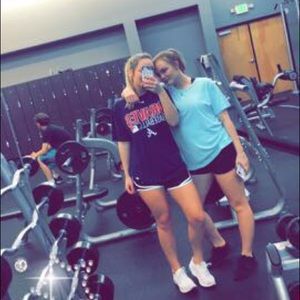 Meet your Posher, Mackenzie